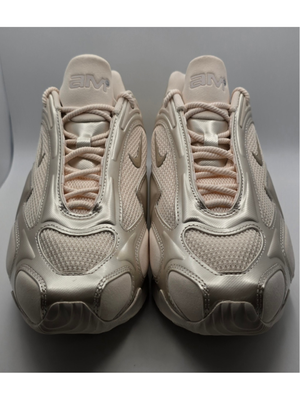 Women's Nike Air Max Sneakers in Beige and Gold women's 9 men's 7.5 - Picture 2 of 10